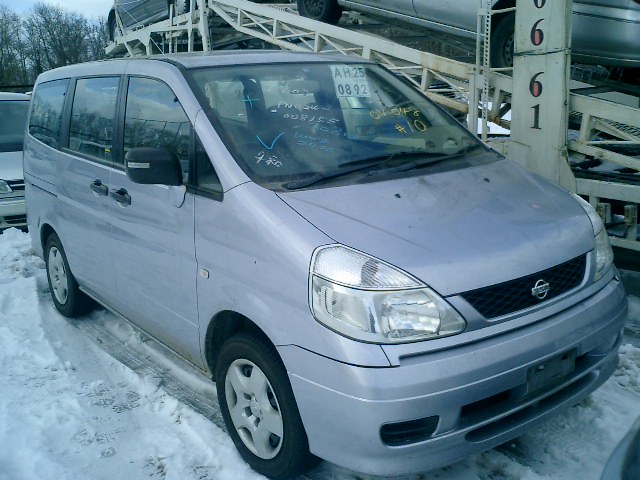 1999 Nissan Serena Pictures