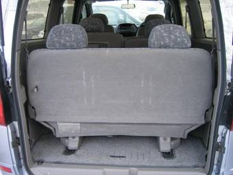 1999 Nissan Serena Photos