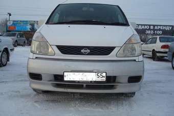 1999 Nissan Serena Photos