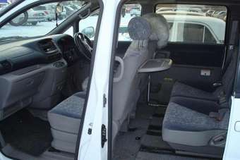 1999 Nissan Serena Images
