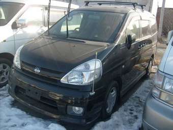 1999 Nissan Serena Photos