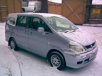 1999 Nissan Serena Photos