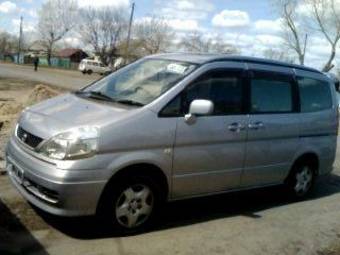 1999 Nissan Serena Pictures