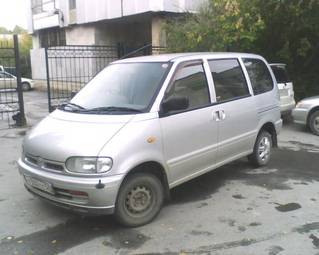 1999 Nissan Serena Pics