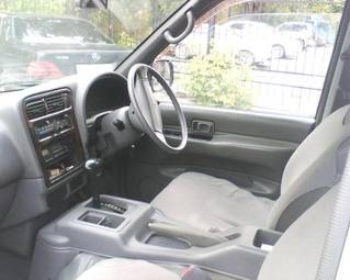 1999 Nissan Serena Pictures