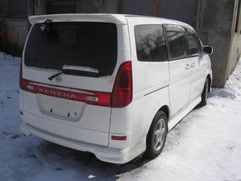 1999 Nissan Serena Photos