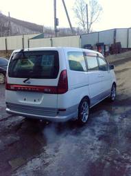 1999 Nissan Serena Pictures
