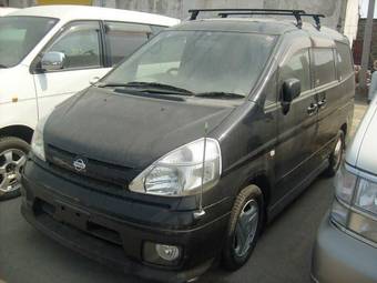 1999 Nissan Serena Photos