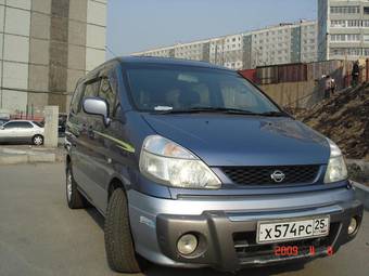 1999 Nissan Serena Pictures