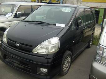 1999 Nissan Serena Photos