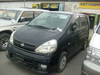 1999 Nissan Serena Photos