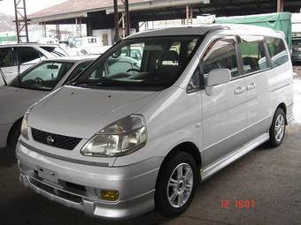 1999 Nissan Serena Pictures