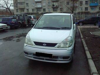 1999 Nissan Serena Pictures