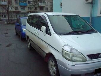 1999 Nissan Serena Photos