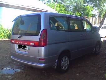 1999 Nissan Serena Photos