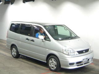 2000 Nissan Serena