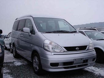 2000 Nissan Serena