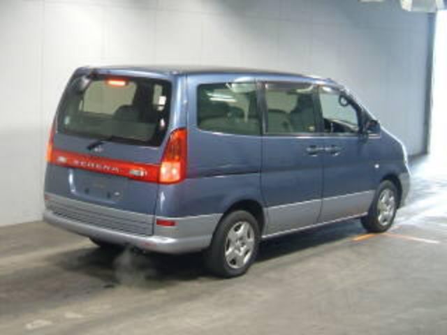 2000 Nissan Serena