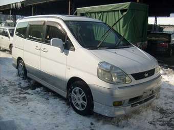 2000 Nissan Serena