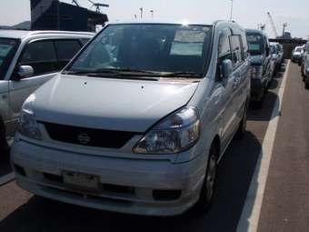 2000 Nissan Serena