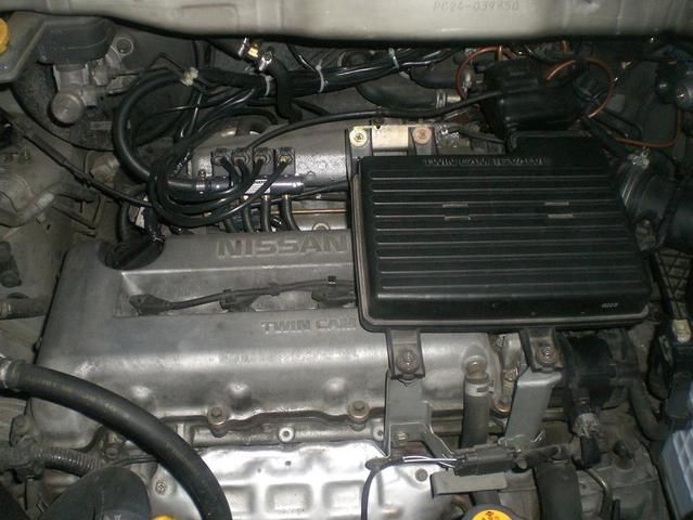 2000 Nissan Serena