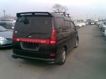 2000 Nissan Serena