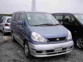 2000 Nissan Serena Pictures