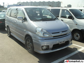 2000 Nissan Serena Photos