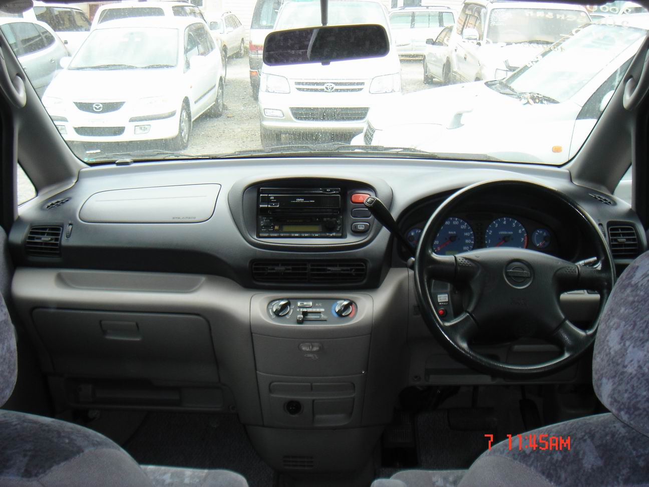 2000 Nissan Serena For Sale