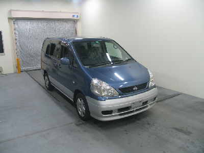 2000 Nissan Serena Pictures