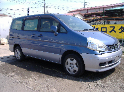 2000 Nissan Serena Photos