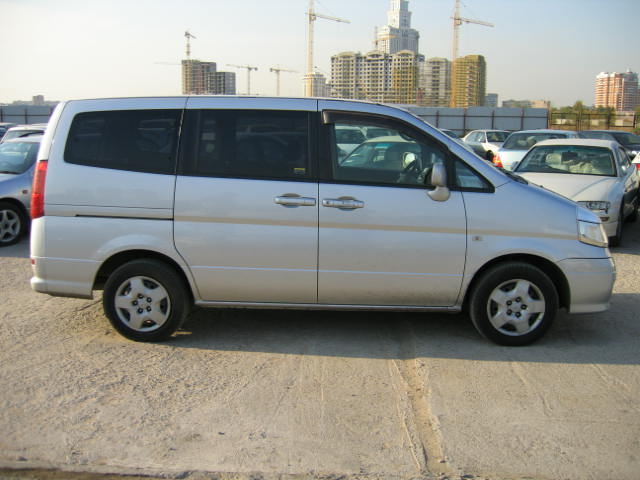 2000 Nissan Serena For Sale