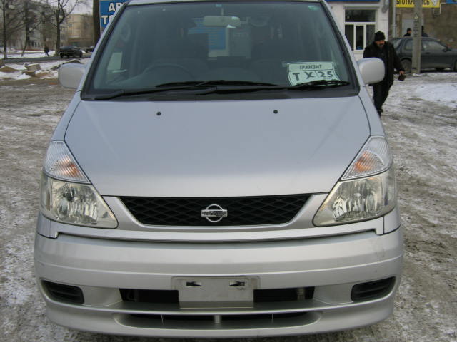2000 Nissan Serena For Sale