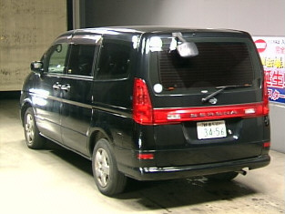 2000 Nissan Serena Photos