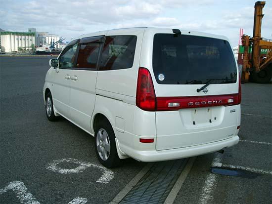 2000 Nissan Serena Pictures