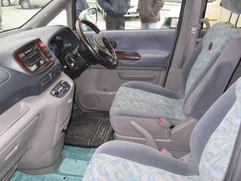 2000 Nissan Serena For Sale