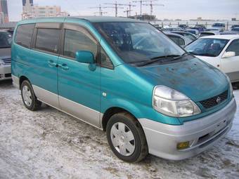 2000 Nissan Serena Pics