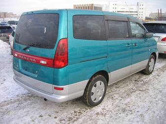 2000 Nissan Serena Pictures