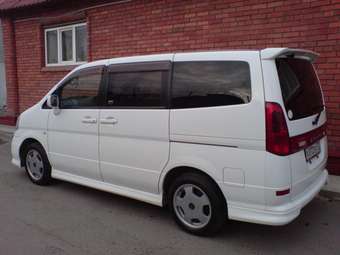 2000 Nissan Serena Pictures