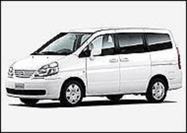 2000 Nissan Serena