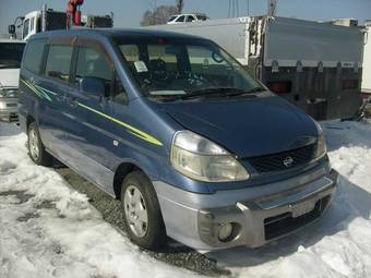 2000 Nissan Serena Pictures