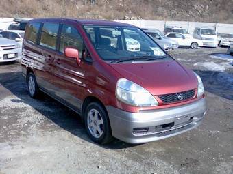 2000 Nissan Serena Pictures