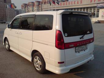 2000 Nissan Serena Pictures