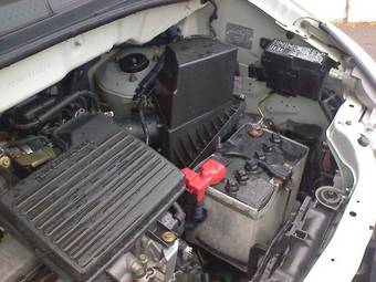 2000 Nissan Serena Pictures