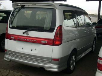 2000 Nissan Serena Pictures