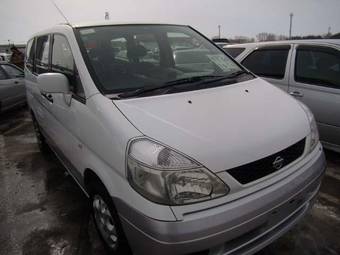 2000 Nissan Serena Pictures