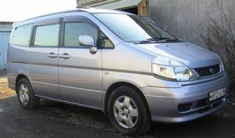 2000 Nissan Serena Photos