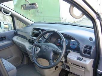 2000 Nissan Serena For Sale