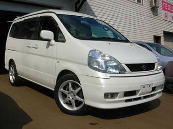 2000 Nissan Serena Pictures