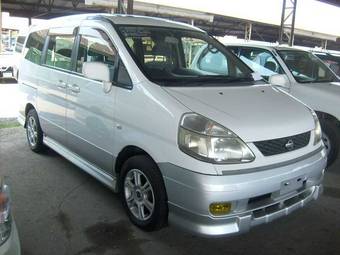 2000 Nissan Serena Images